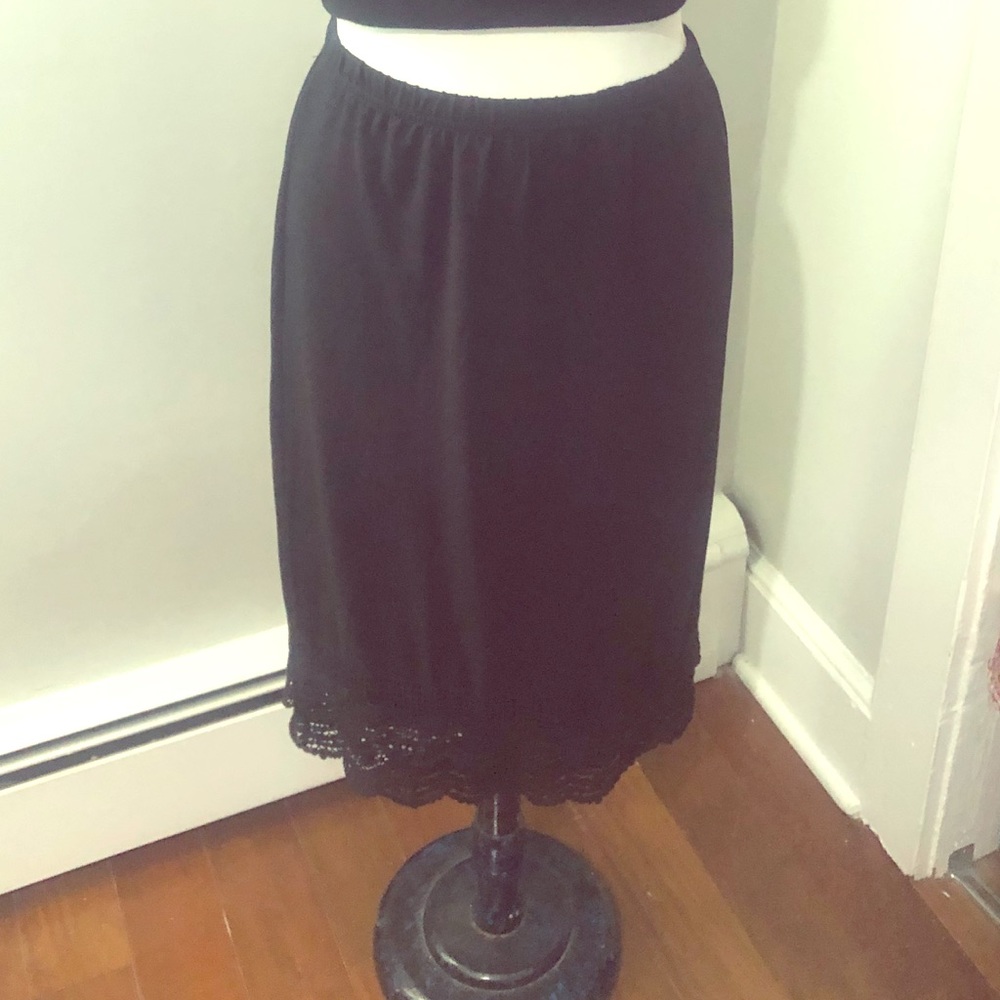 Black slip cotton skirt.